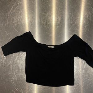 Black off the shoulder Crop Top